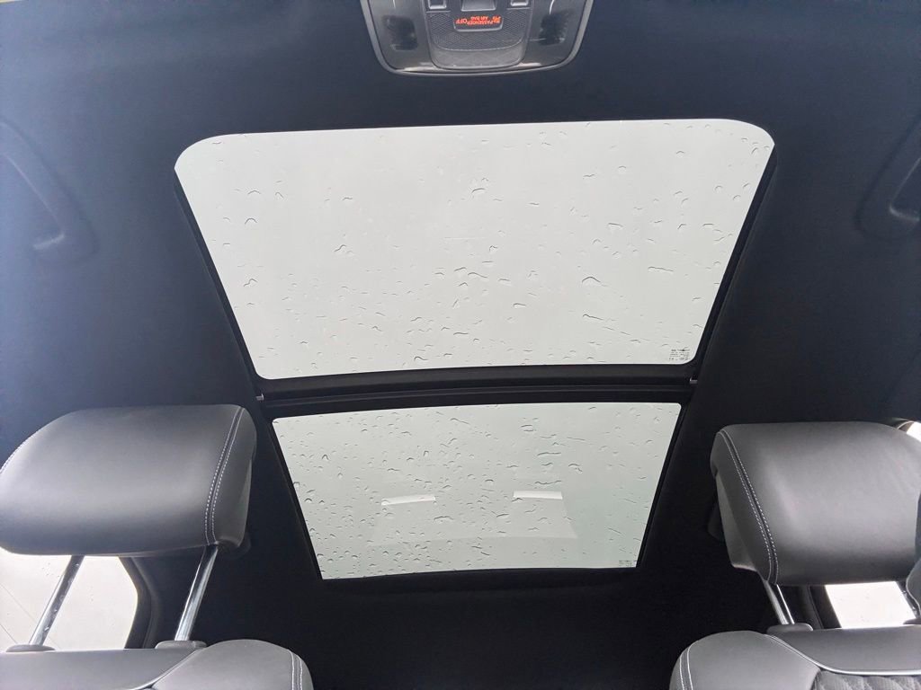 Used 2025 Genesis GV70 3.5T Sport w/ Sport Advanced Package AWD/4WD image 46