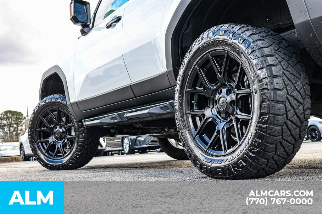 Used 2025 Toyota Land Cruiser 1958 image 17