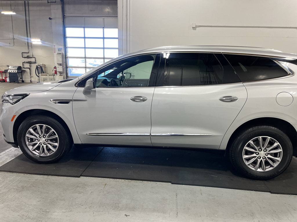 Certified 2022 Buick Enclave Premium AWD/4WD image 18