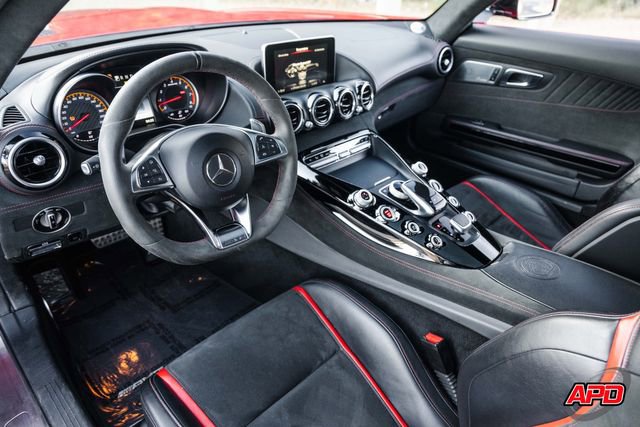 Used 2016 Mercedes-Benz AMG GT S image 2