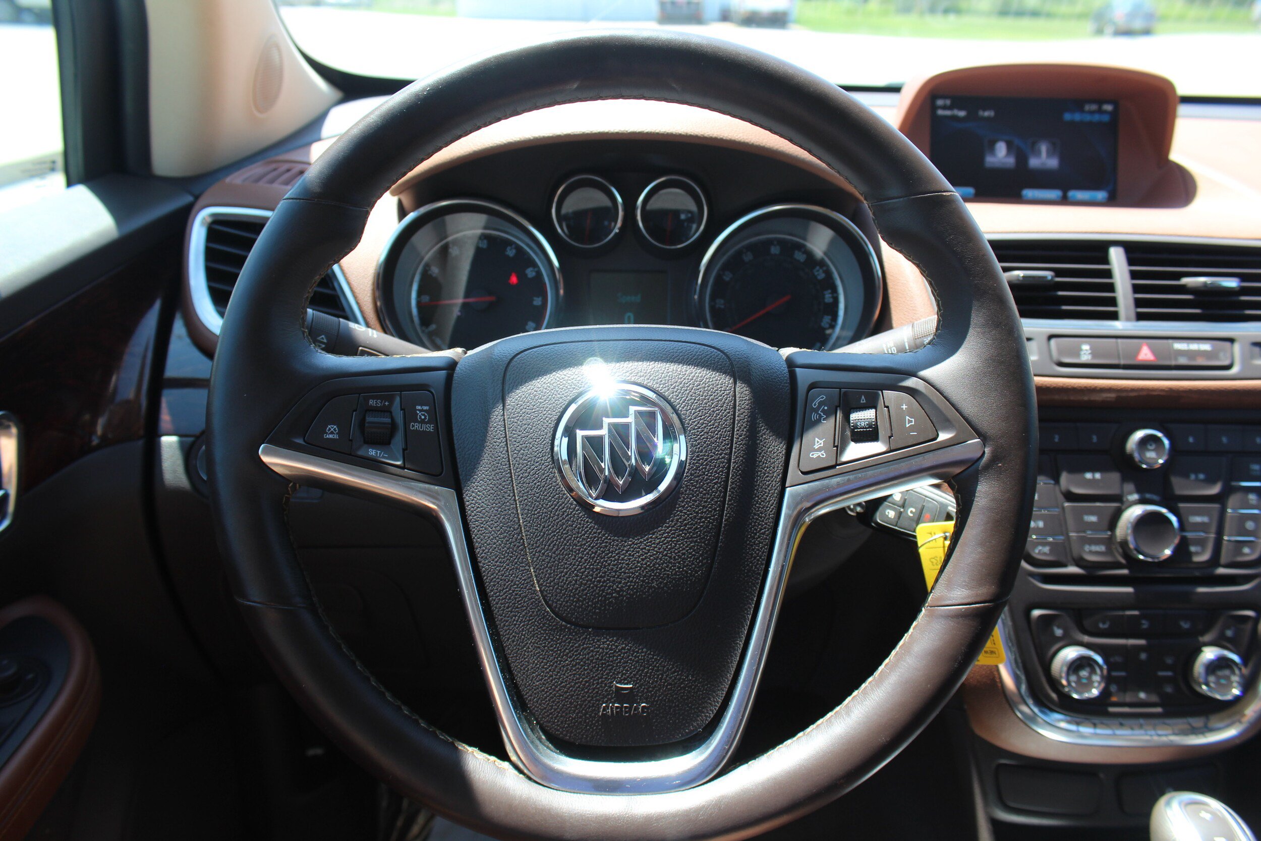 Used 2014 Buick Encore Leather AWD/4WD image 9
