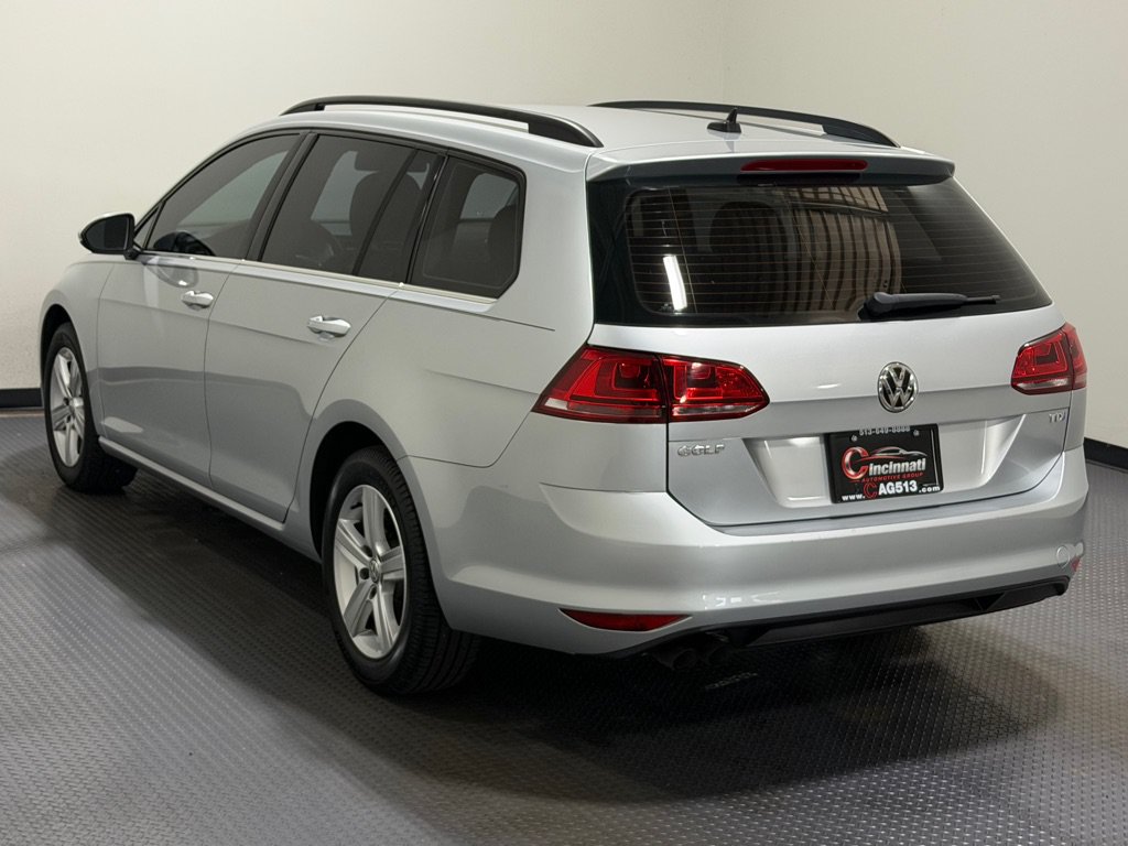Used 2015 Volkswagen Golf TDI S FWD image 7