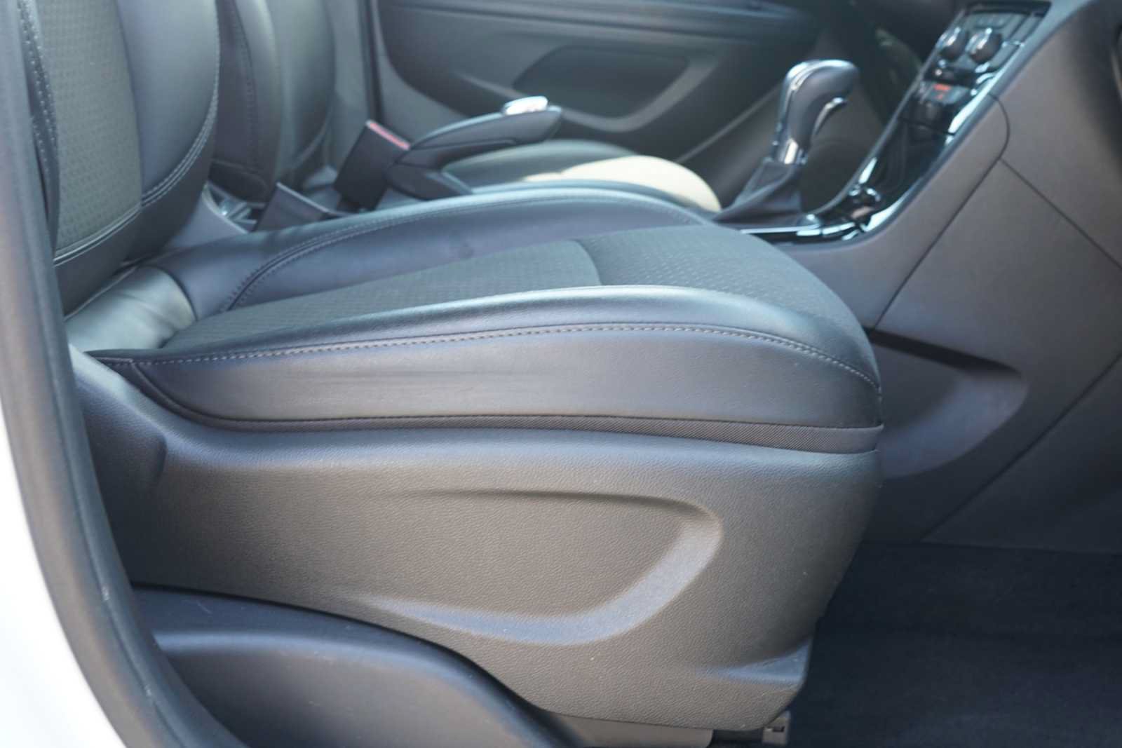 Used 2019 Buick Encore Preferred w/ Safety Package FWD image 25
