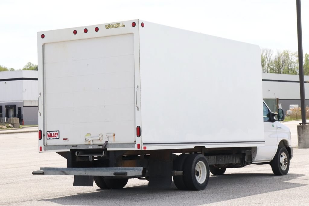 Used 2023 Ford E-450 and Econoline 450 Super Duty RWD image 9