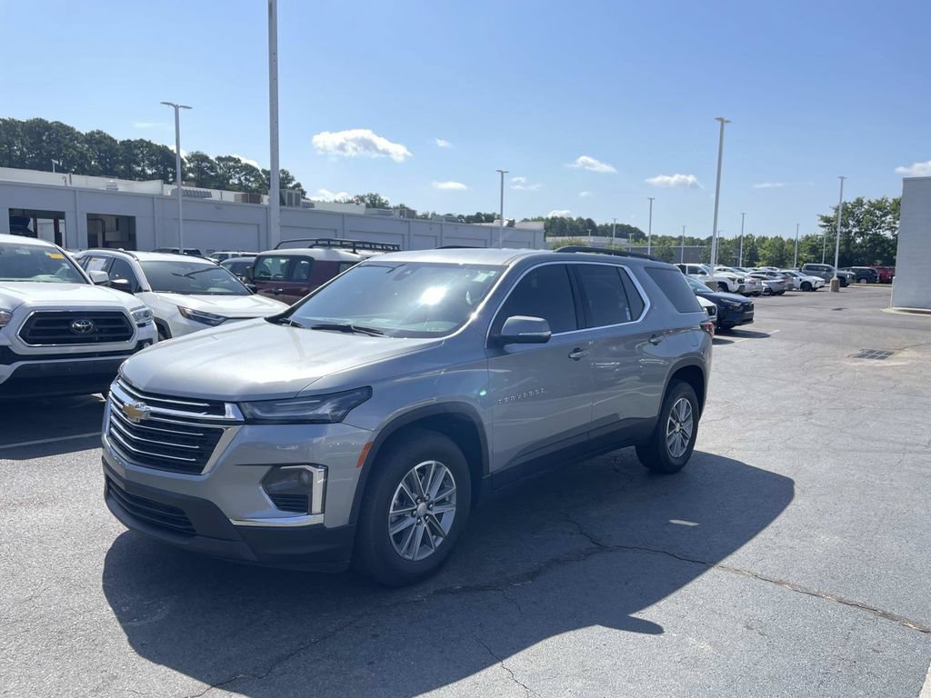 Used 2023 Chevrolet Traverse LT FWD image 5
