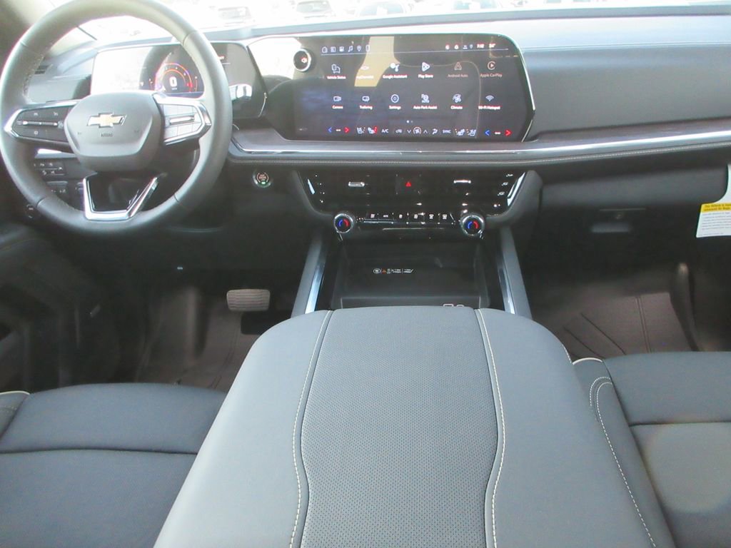 New 2026 Chevrolet Suburban Premier w/ Sun And Tow Package image 17