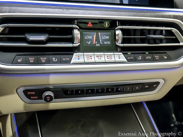 Used 2022 BMW X5 xDrive40i w/ Climate Comfort Package image 17