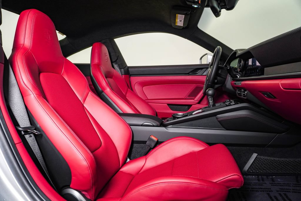 Certified 2024 Porsche 911 GT3 RWD image 17