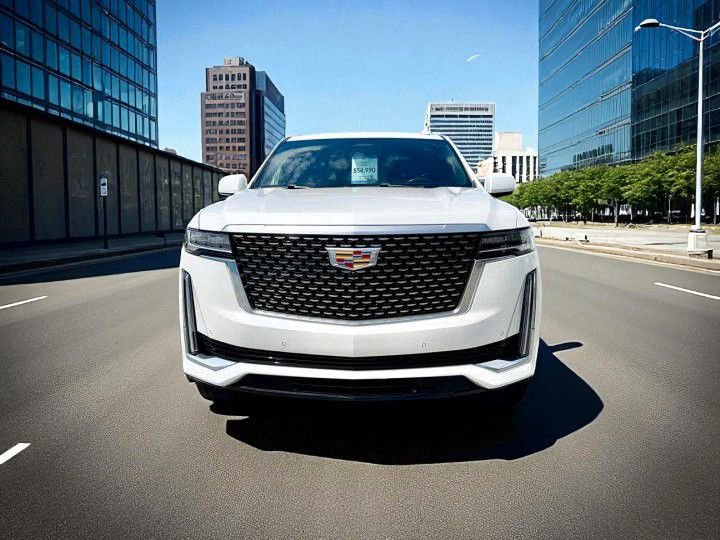 Used 2021 Cadillac Escalade Luxury image 8