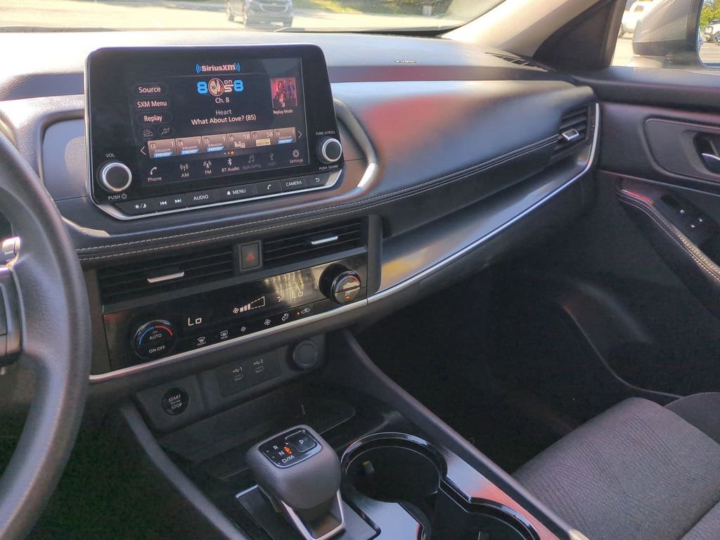 Certified 2024 Nissan Rogue SV image 20