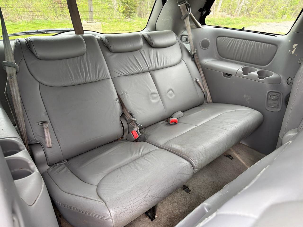 Used 2004 Toyota Sienna FWD image 25