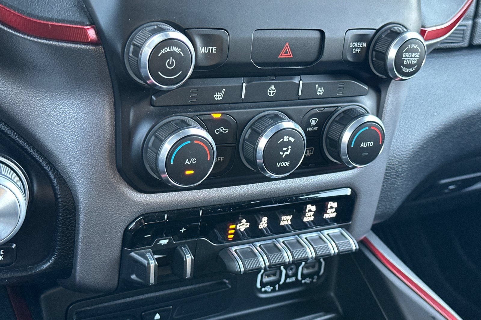 Used 2019 RAM 1500 Rebel w/ Rebel Level 2 Equipment Group AWD/4WD image 21