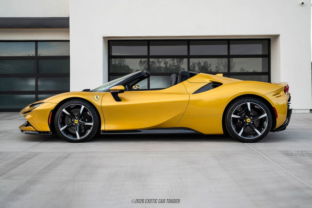Used 2024 Ferrari SF90 Spider AWD/4WD image 3