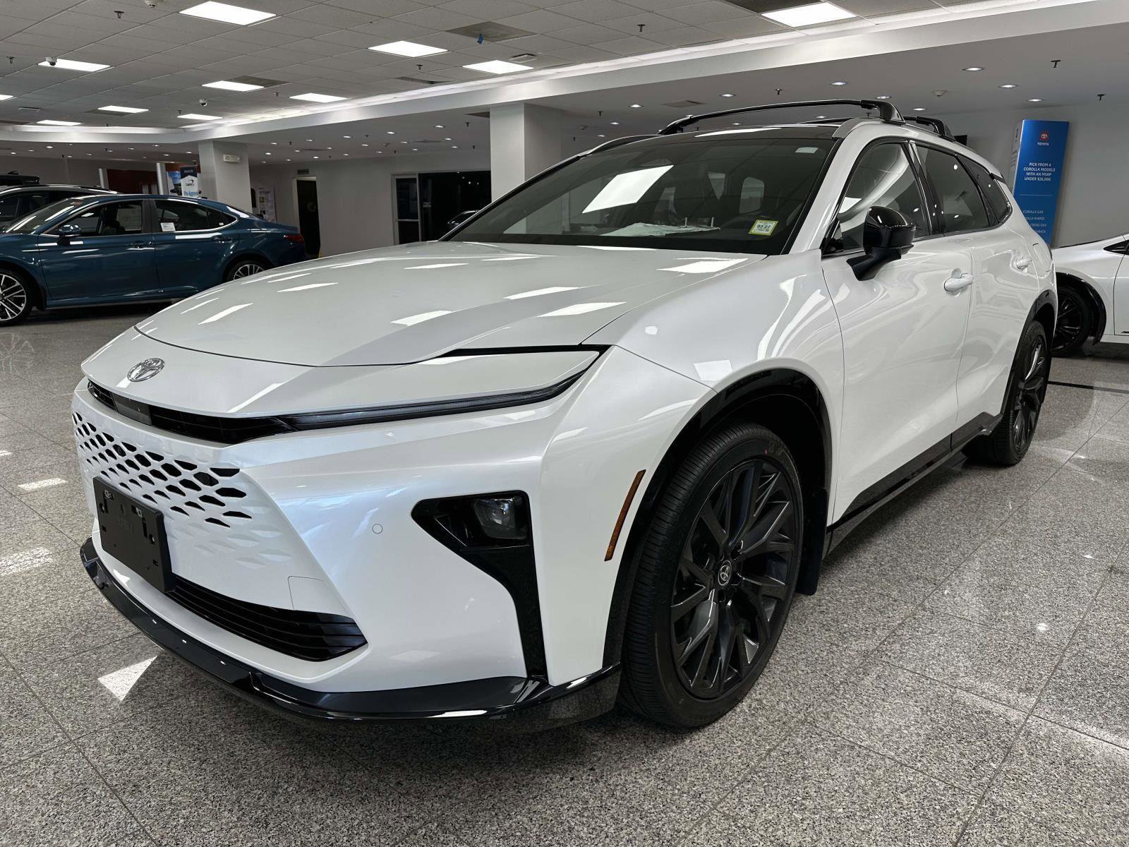 New 2025 Toyota Crown Signia AWD/4WD image 7