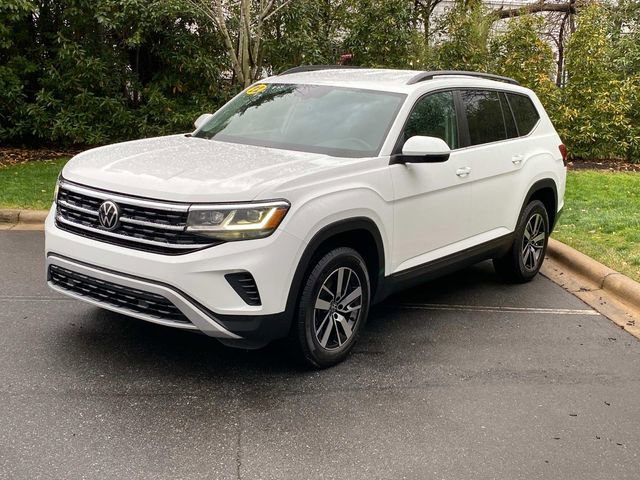 Used 2022 Volkswagen Atlas SE image 3
