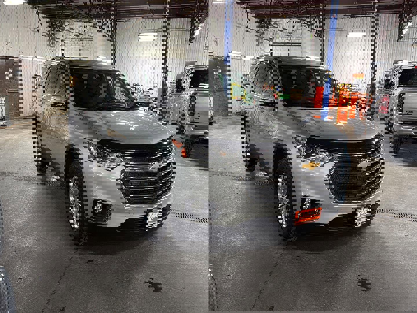 Used 2020 Chevrolet Traverse LT w/ LPO, Cargo Package image 6