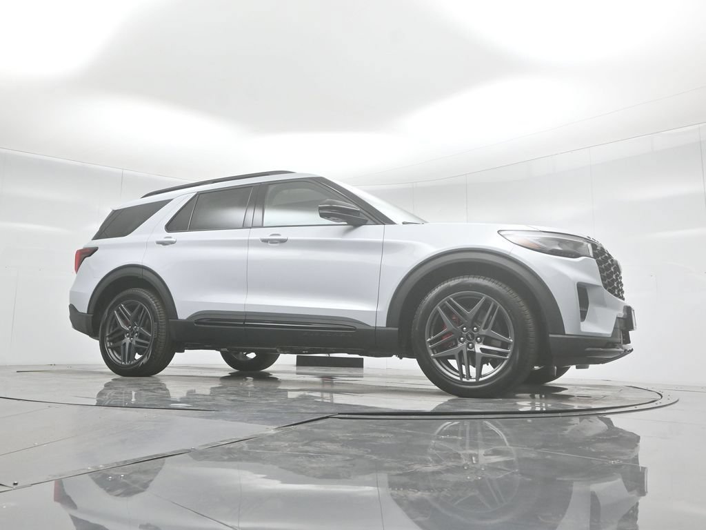 New 2026 Ford Explorer ST w/ Sun And Sound Package AWD/4WD image 45