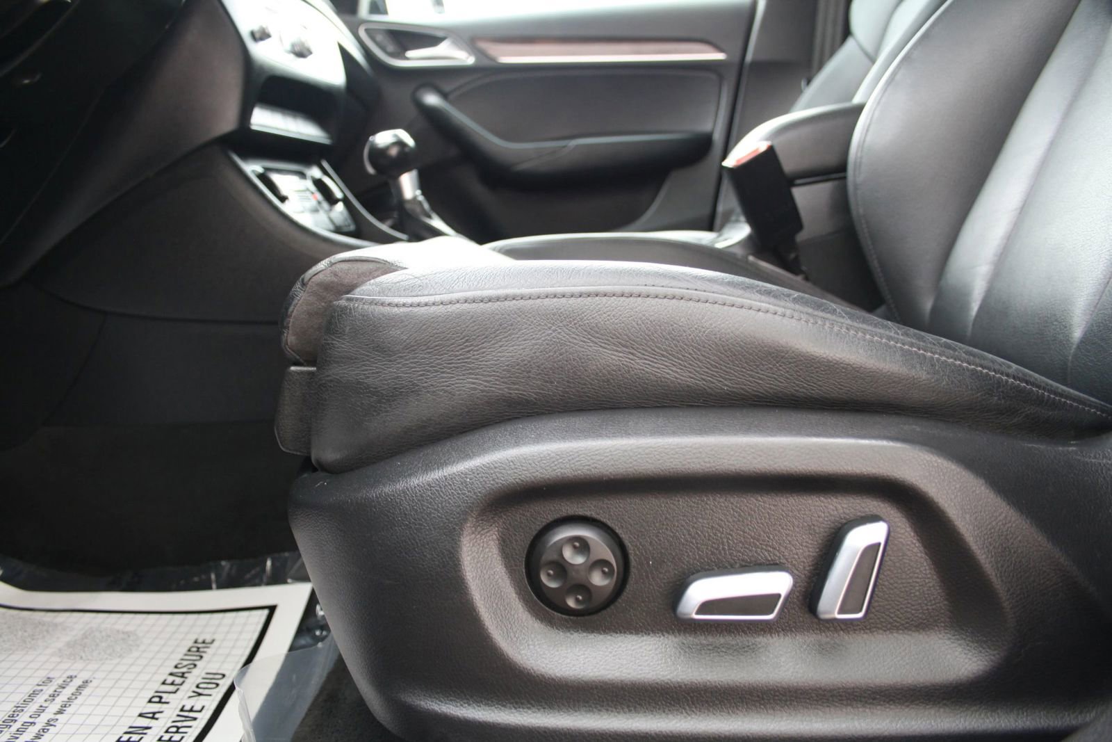 Used 2016 Audi Q3 2.0T Prestige w/ Prestige Package image 18