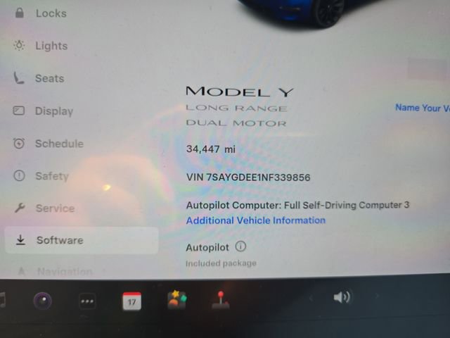 Used 2022 Tesla Model Y Long Range image 28
