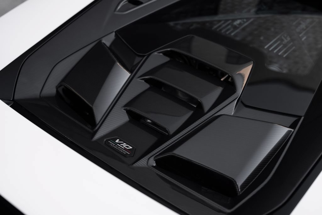 Used 2023 Lamborghini Huracan Tecnica RWD image 14