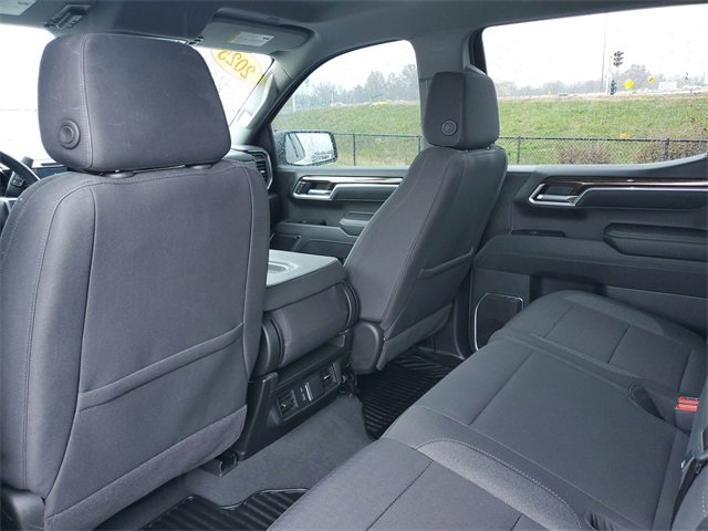 Used 2025 GMC Sierra 1500 Elevation image 13