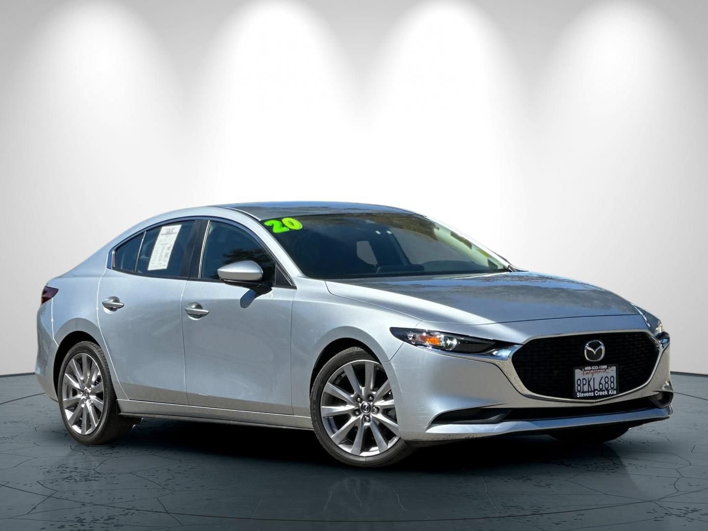 Used 2020 MAZDA MAZDA3 Sedan w/ Select Package FWD image 2