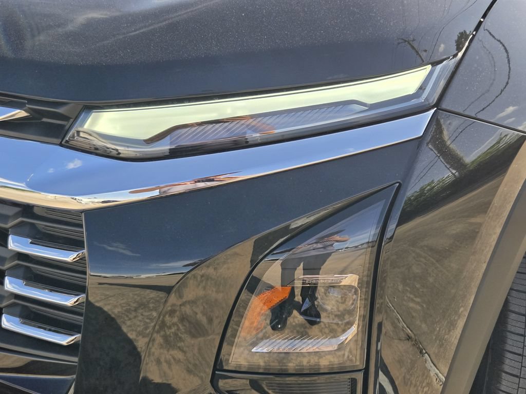New 2026 Chevrolet Equinox LT w/ Convenience Package II FWD image 11