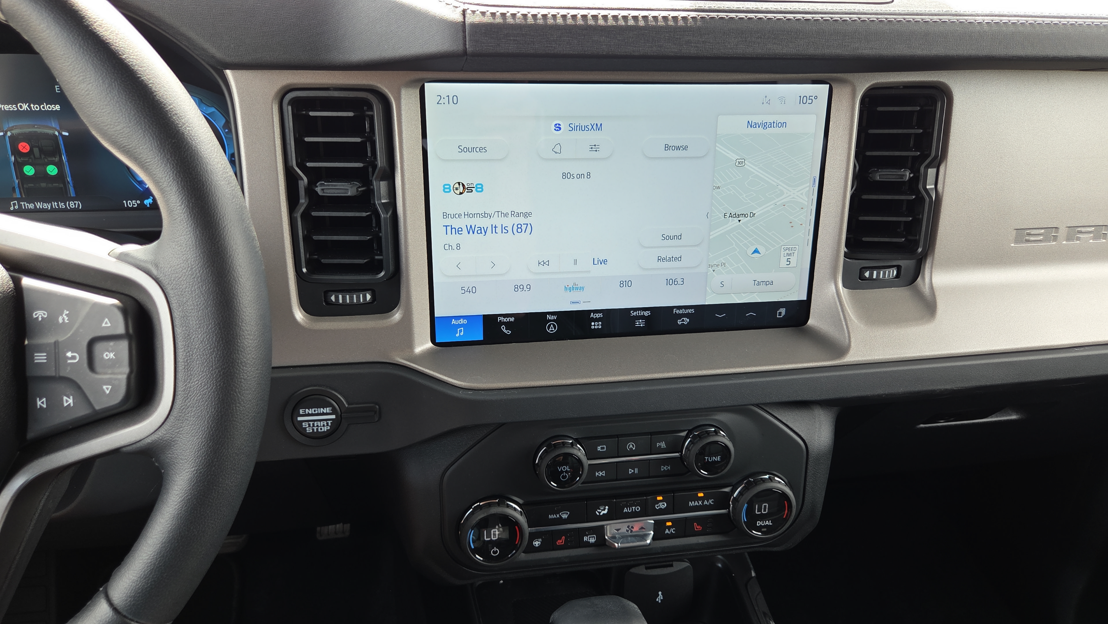 Used 2025 Ford Bronco Outer Banks AWD/4WD image 18