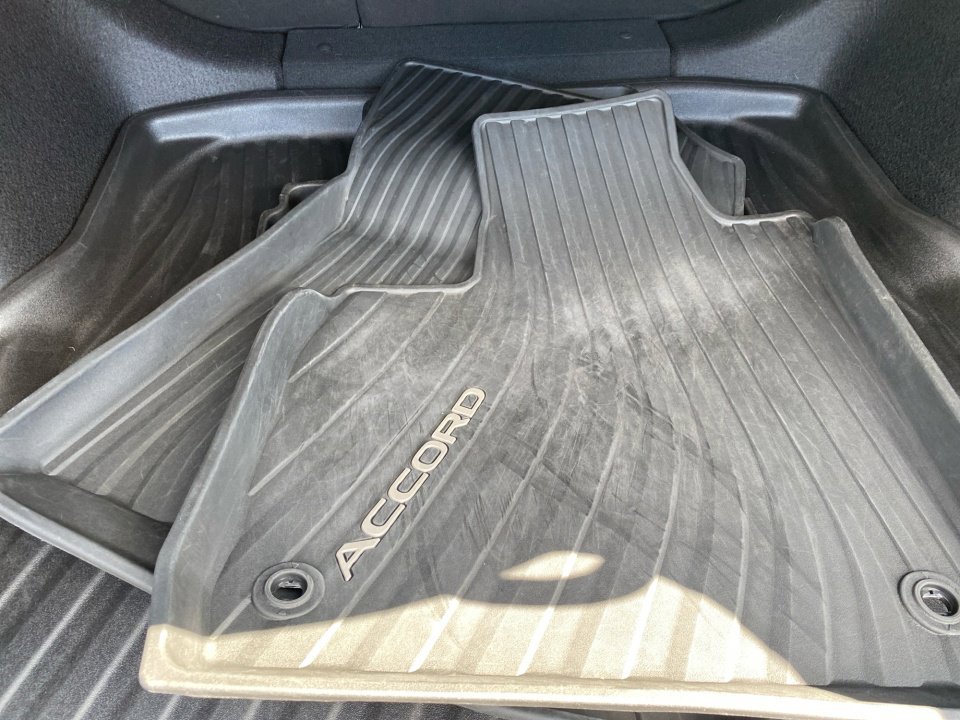 Certified 2024 Honda Accord EX image 19