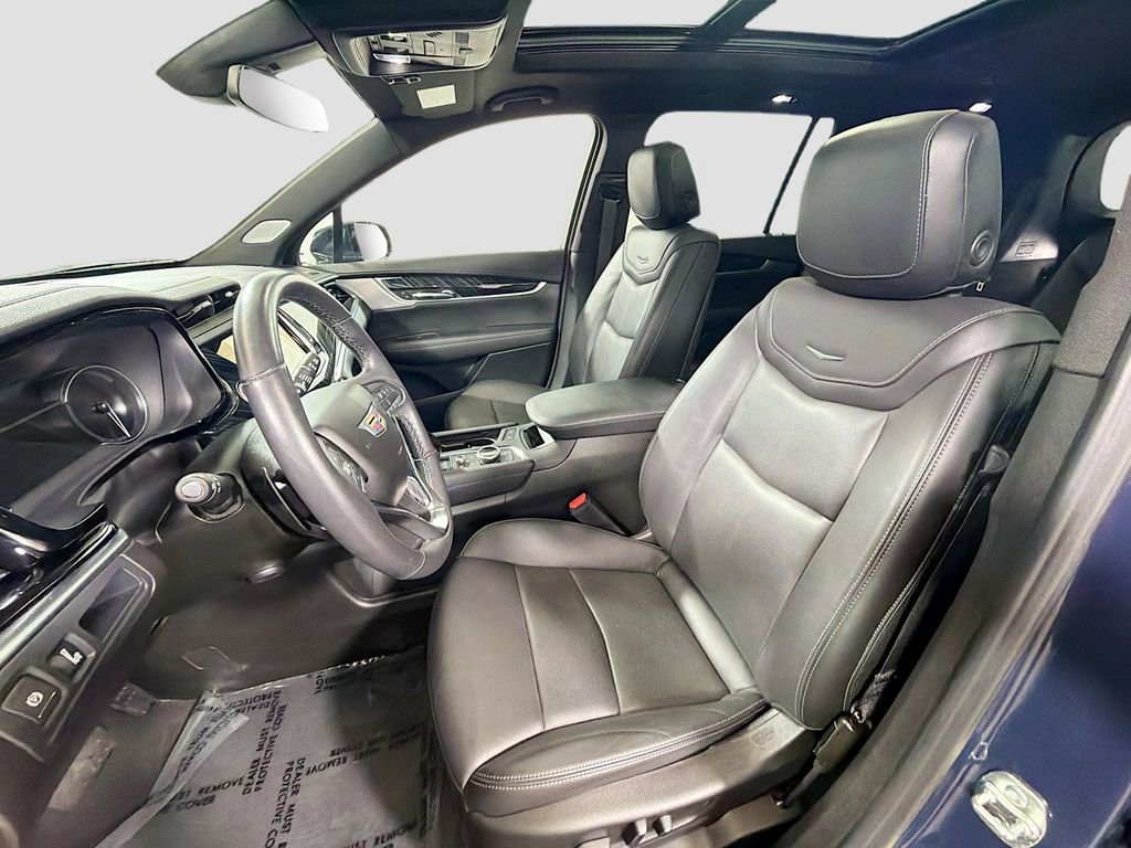 Used 2024 Cadillac XT6 Premium Luxury AWD/4WD image 24