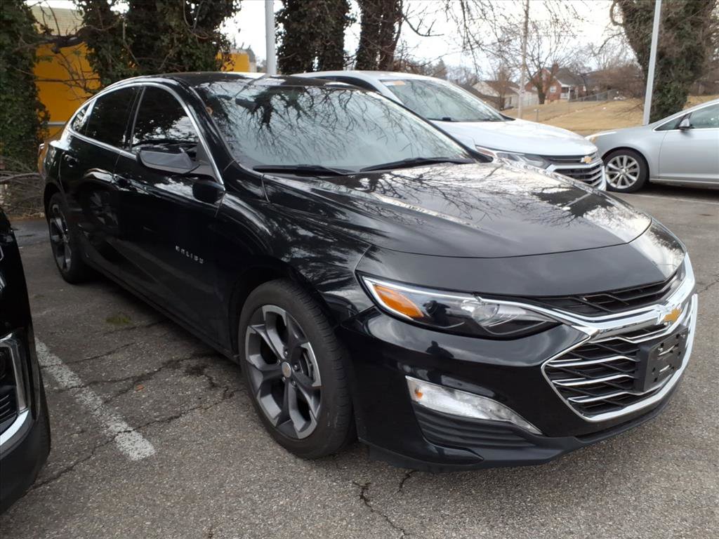 Used 2022 Chevrolet Malibu LT image 1