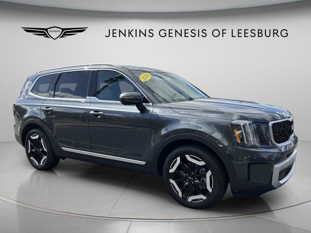 Used 2024 Kia Telluride EX image 1