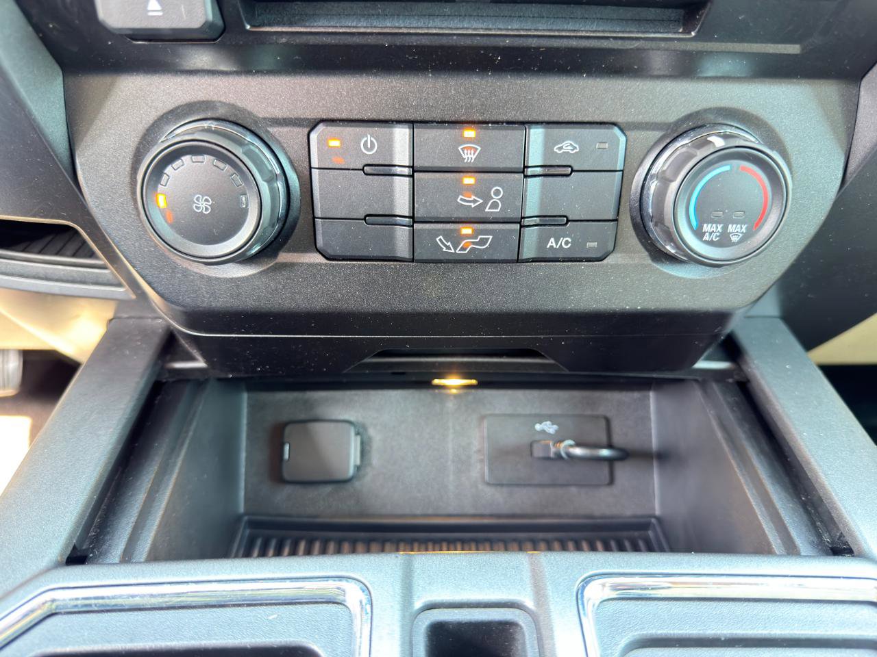 Used 2016 Ford F150 XLT RWD image 44