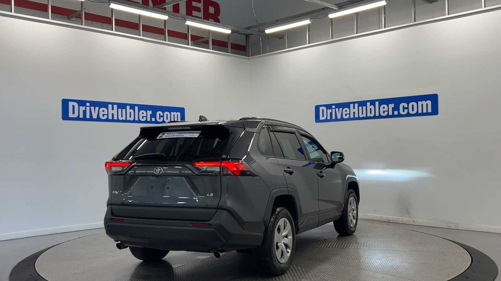 Used 2019 Toyota RAV4 LE w/ Carpet Mat Package FWD image 7