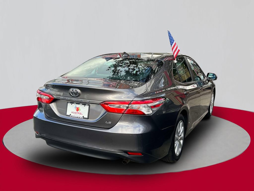 Used 2020 Toyota Camry LE image 4