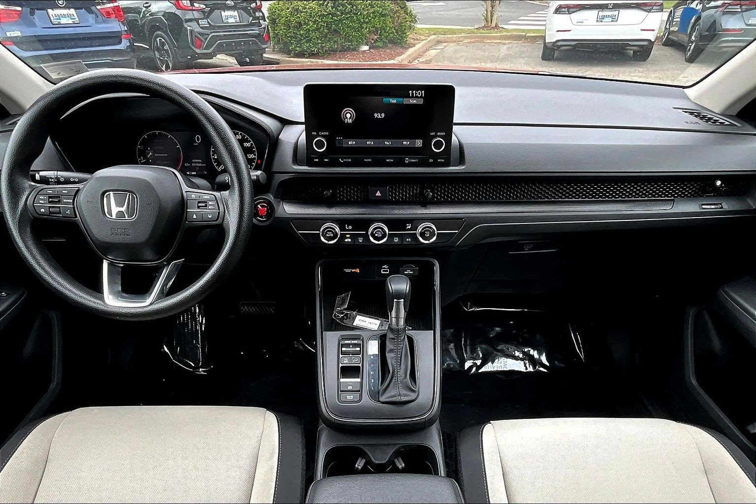Used 2023 Honda CR-V LX image 15