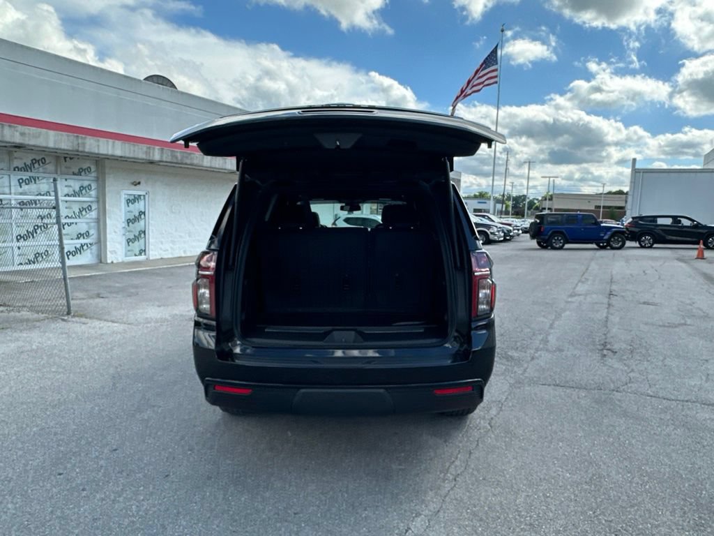 Used 2023 Chevrolet Tahoe Z71 w/ Luxury Package AWD/4WD image 7