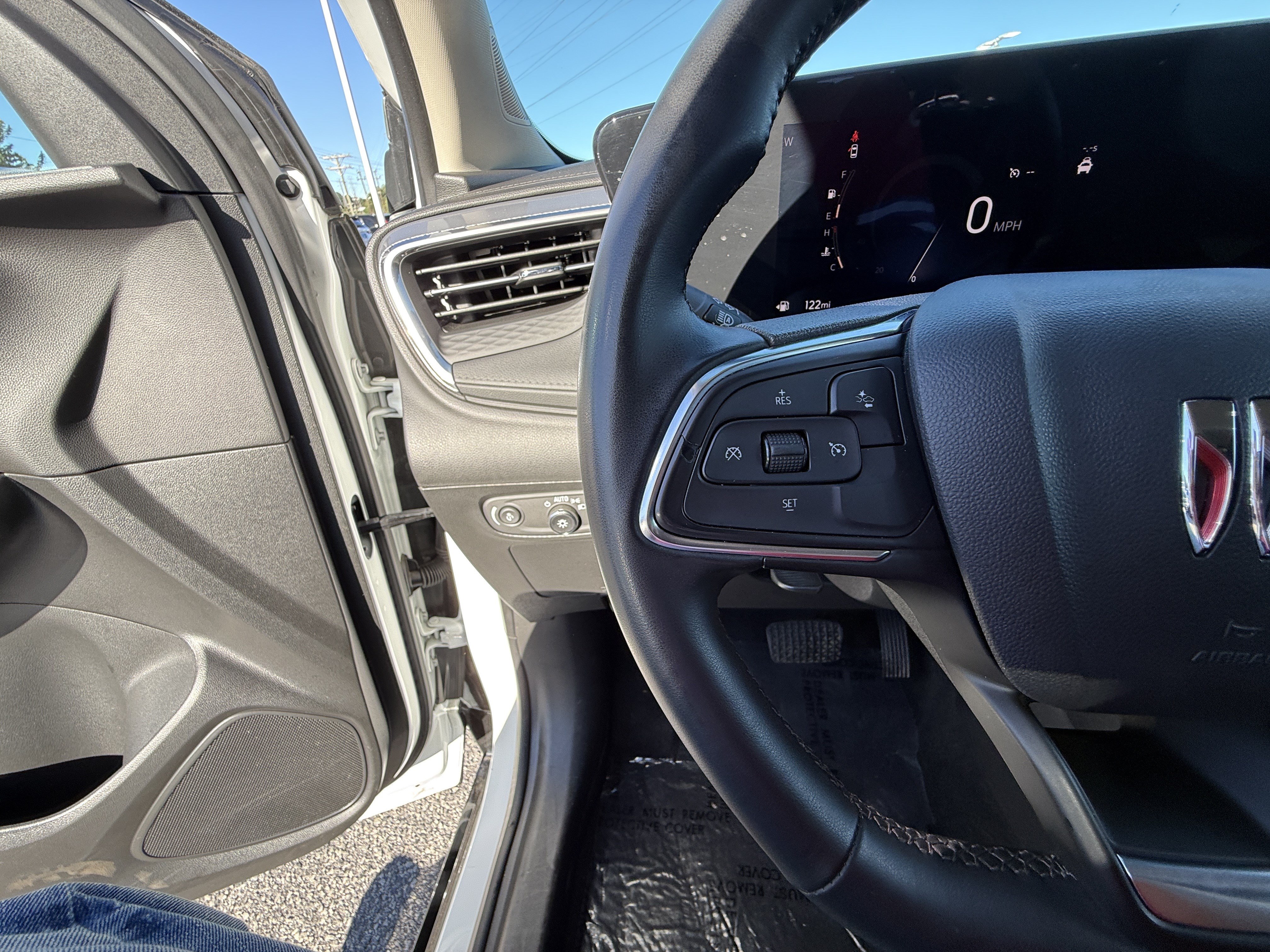 Used 2024 Buick Encore GX Sport Touring FWD image 19