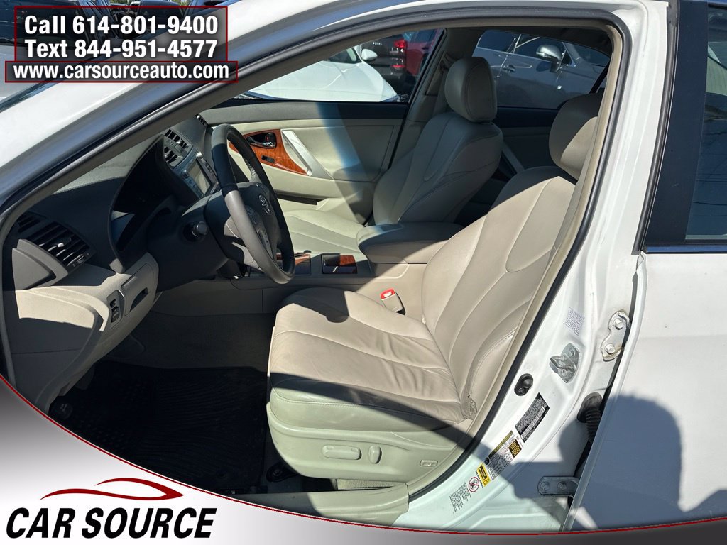 Used 2009 Toyota Camry XLE FWD image 9
