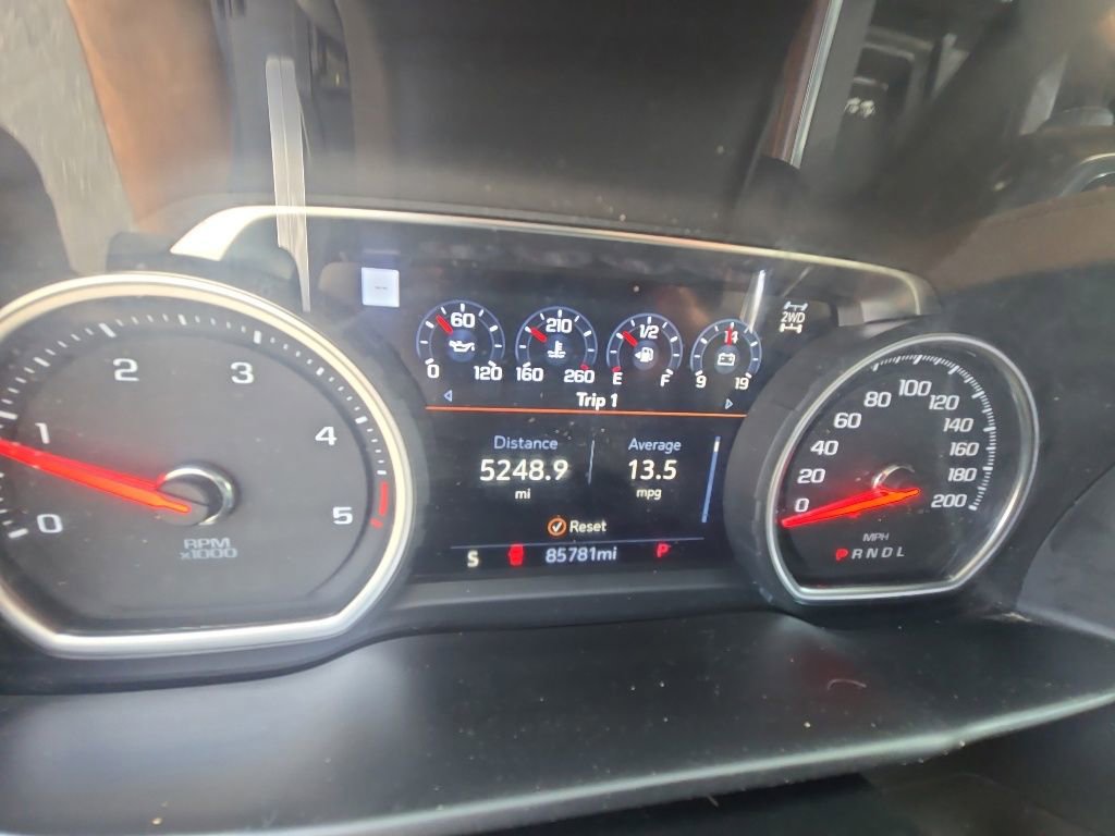 Used 2022 Chevrolet Silverado 2500 High Country w/ Technology Package AWD/4WD image 18