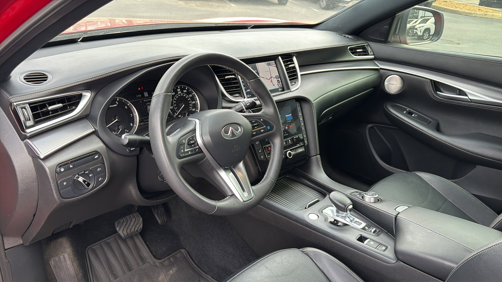 Used 2023 INFINITI QX55 Essential image 12