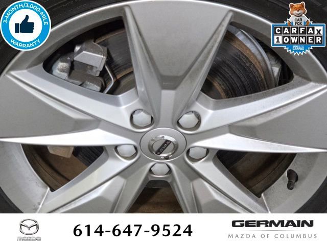 Used 2022 Volvo XC60 B5 Momentum AWD/4WD image 13