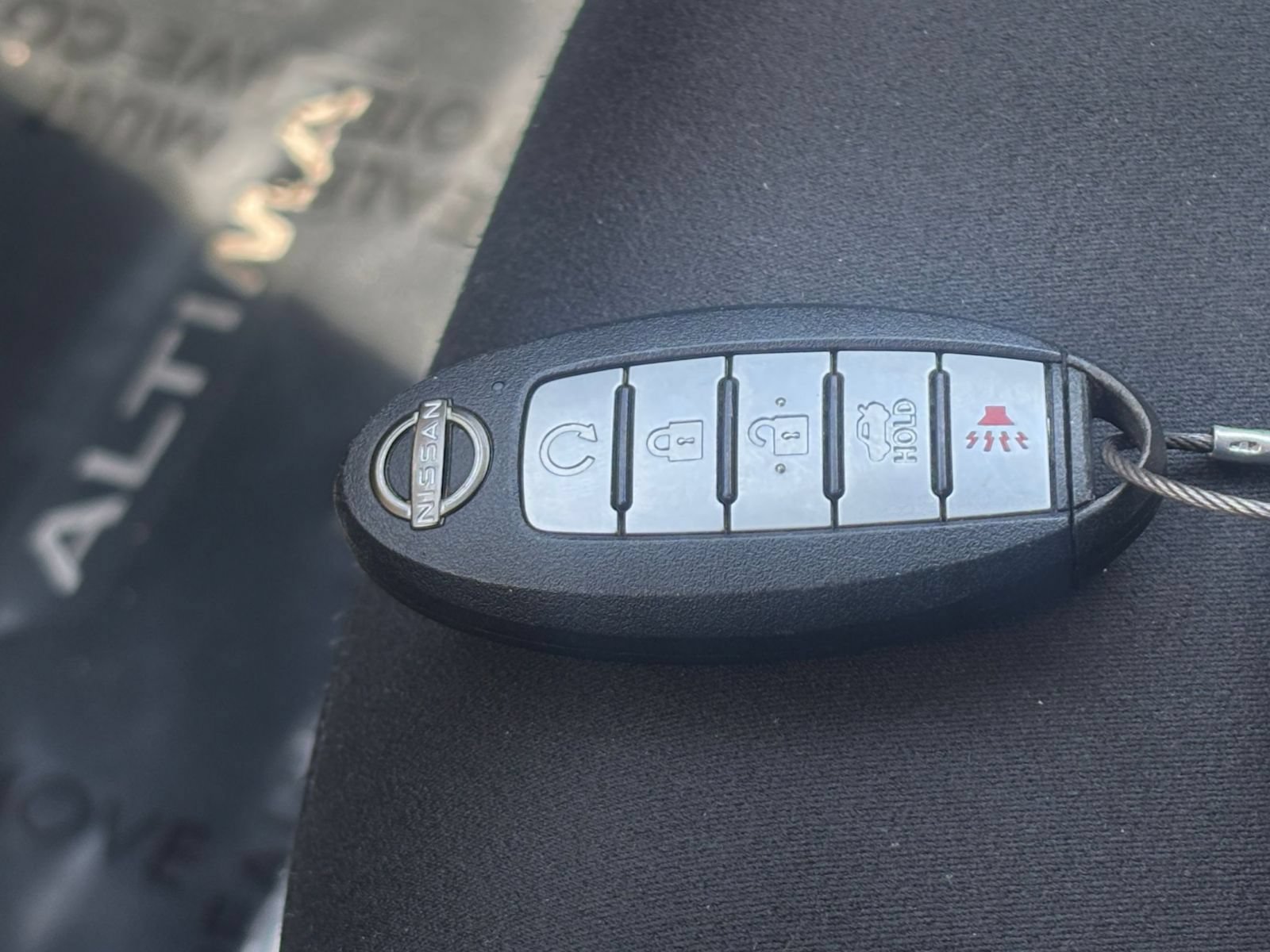 Used 2025 Nissan Altima 2.5 SV FWD image 21