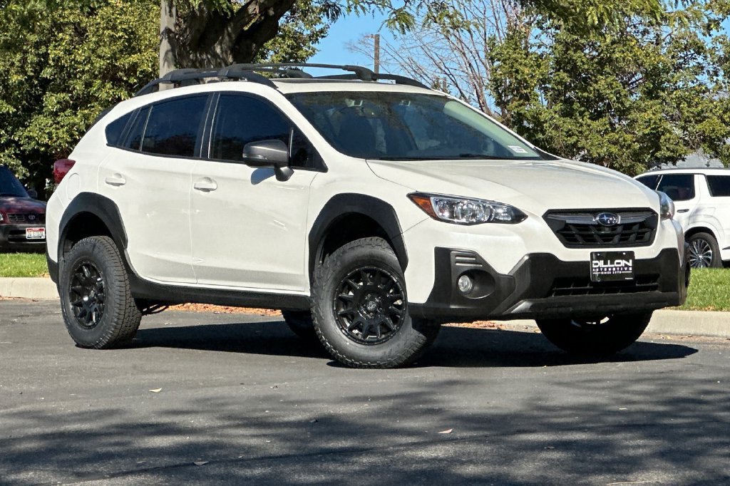 Used 2021 Subaru Crosstrek 2.5i Sport w/ Moonroof Package AWD/4WD image 2