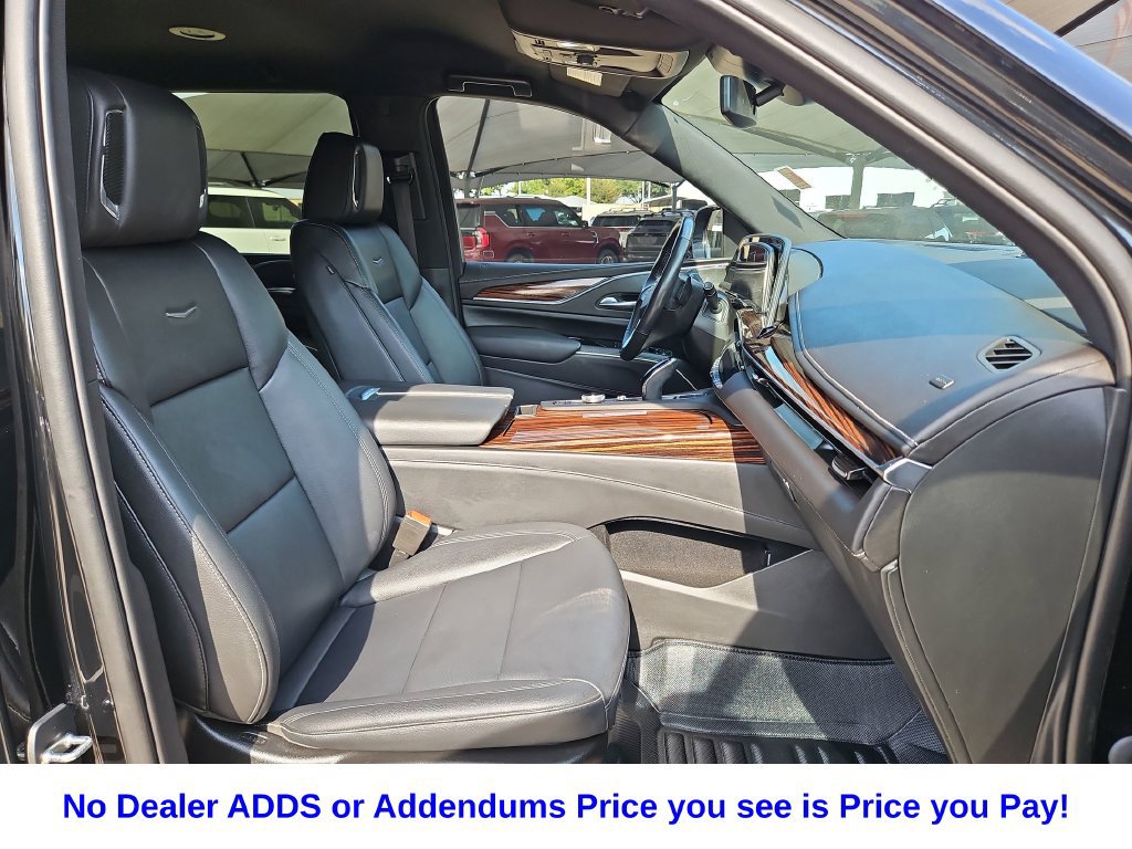 Used 2022 Cadillac Escalade Luxury AWD/4WD image 39