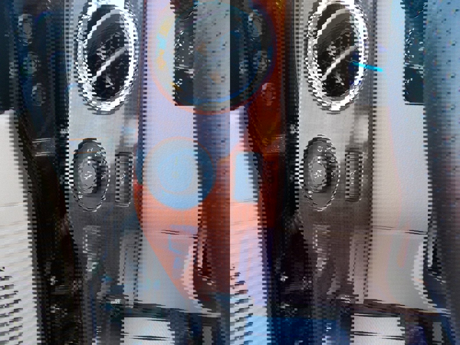 Used 2016 Ford F250 King Ranch w/ King Ranch w/Chrome Package image 41