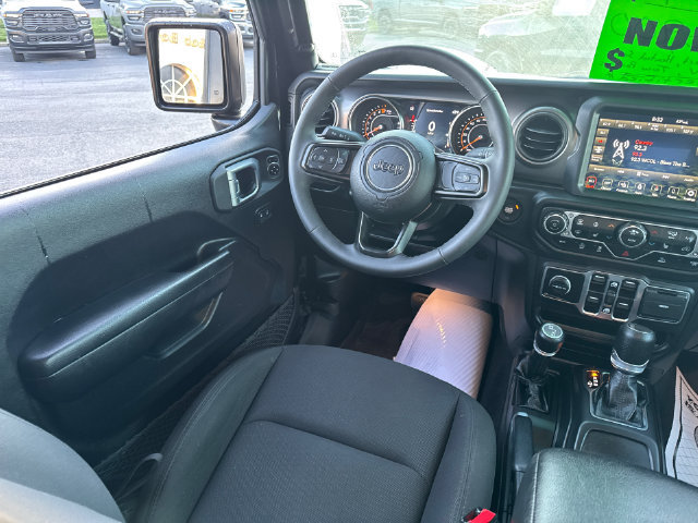 Certified 2023 Jeep Gladiator Sport AWD/4WD image 28