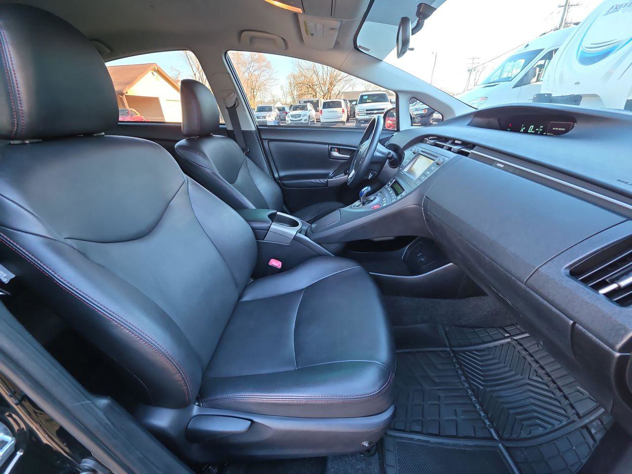 Used 2013 Toyota Prius Persona Series image 8