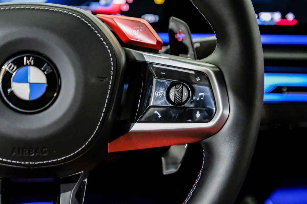 Used 2025 BMW M5 w/ Carbon Package image 16