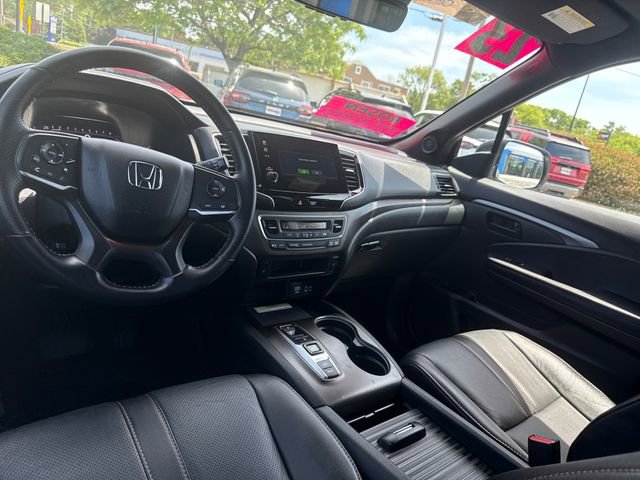 Used 2023 Honda Passport TrailSport image 25